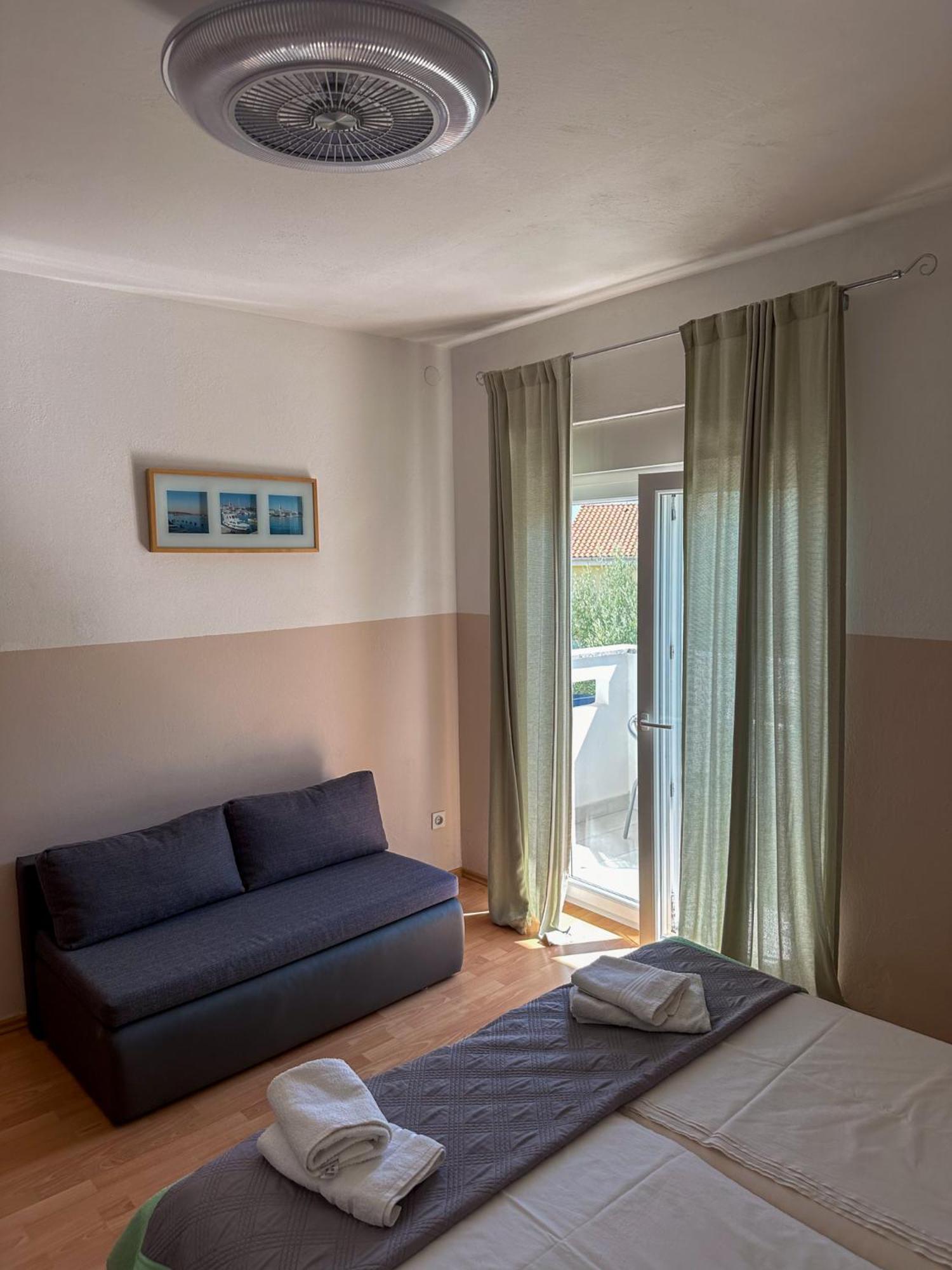 Apartments Barica Крк Екстер'єр фото